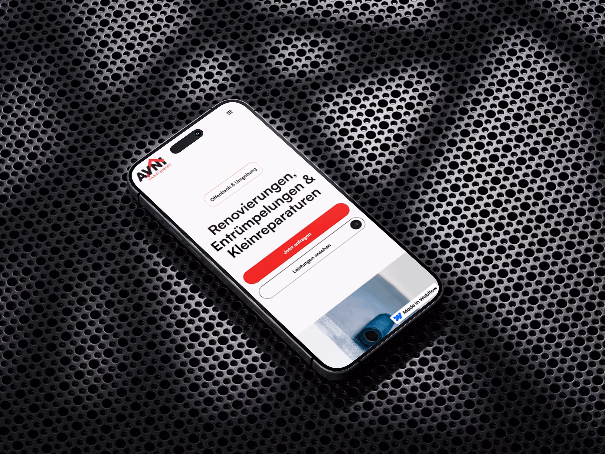 Mobile Website-Ansicht von AVNI auf einem Smartphone